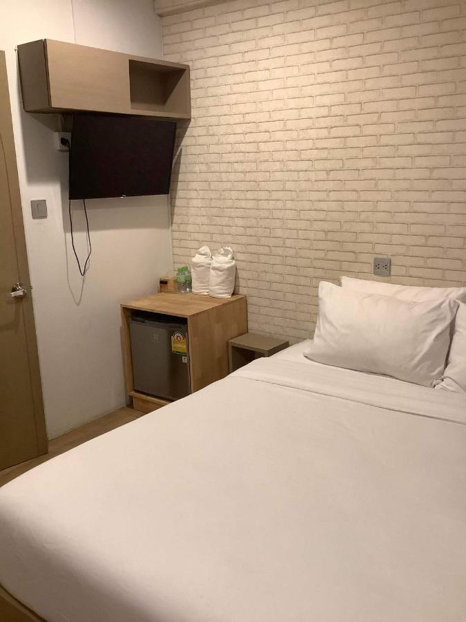 Cr.Hotel Makkaszan Kültér fotó